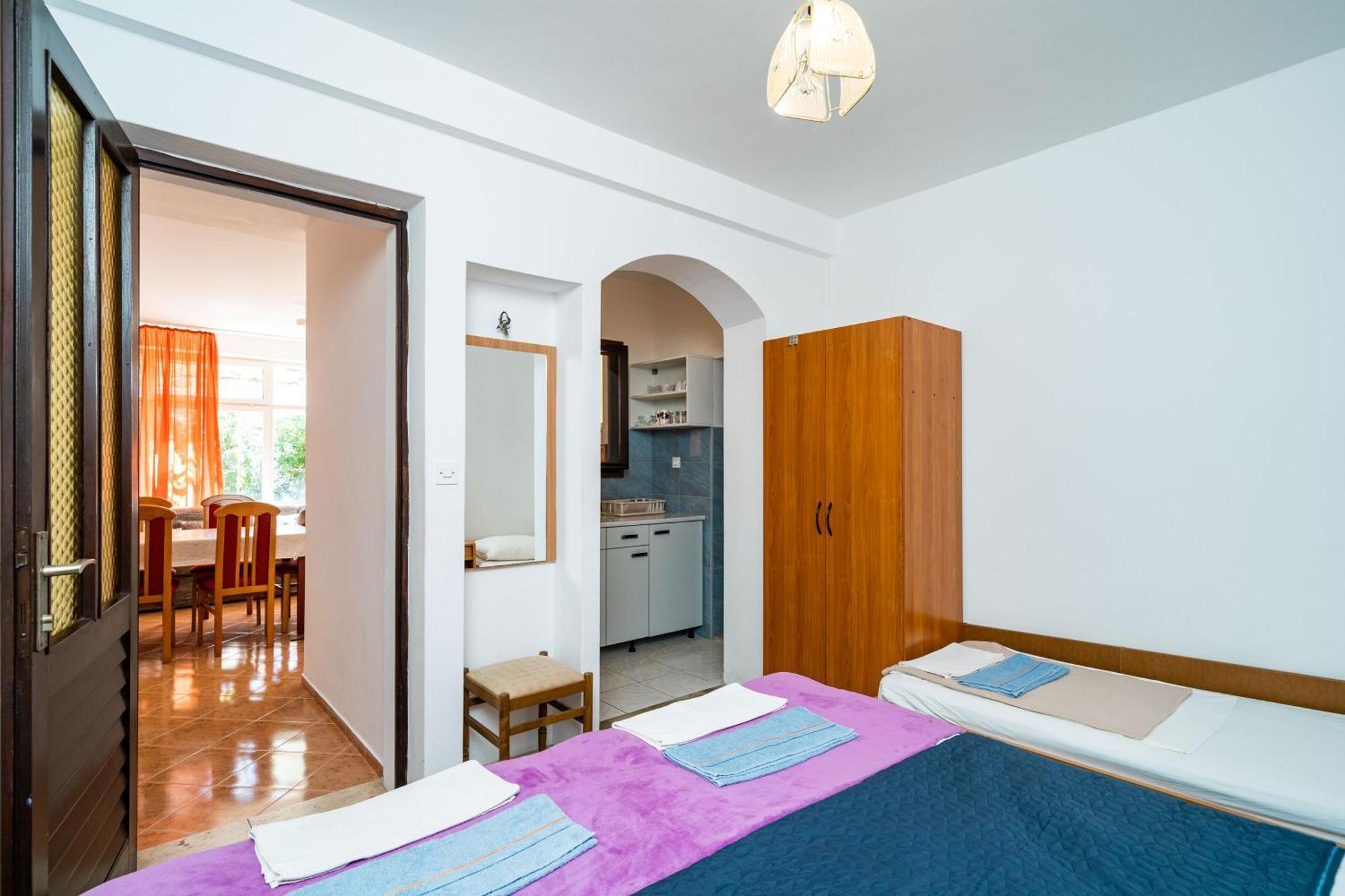 Apartments Klis Mlini Ruang foto
